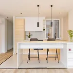 Huswell - Modern Centrally Located Apartment In Ostend