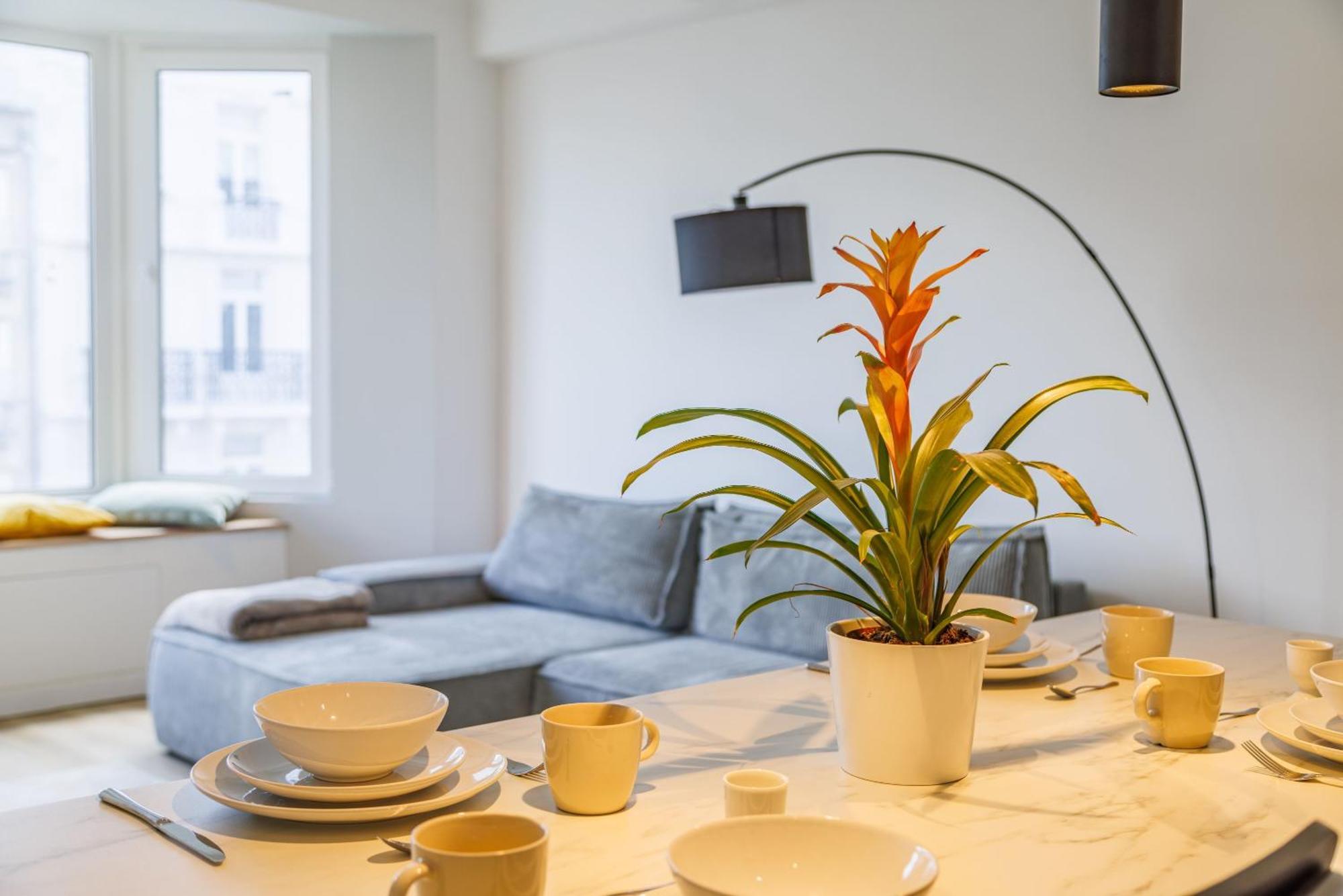 Huswell - Modern Centrally Located In Appartement Oostende