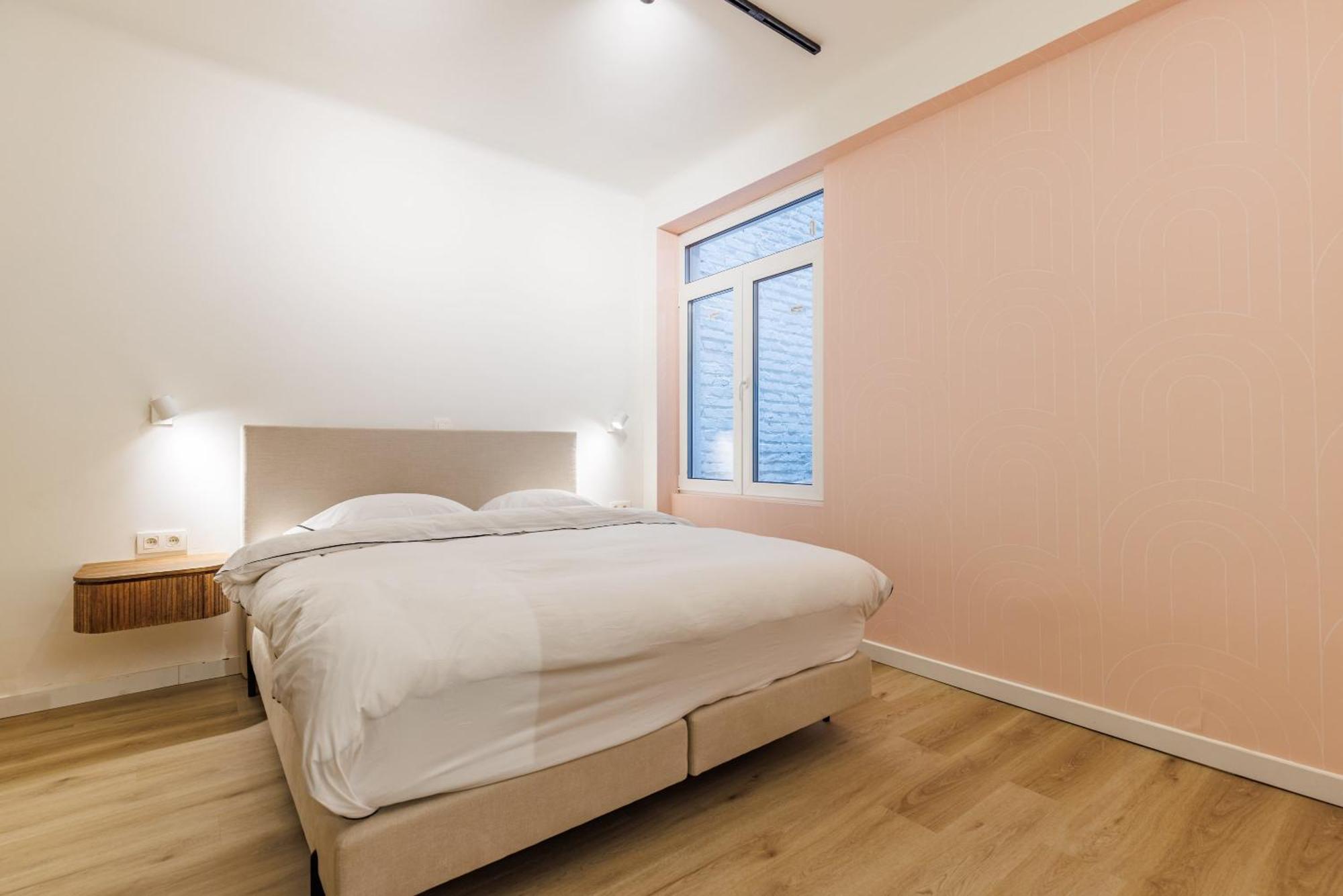 Huswell - Modern Centrally Located In Appartement